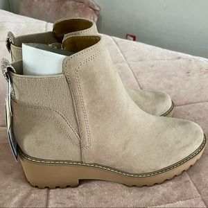 Women’s booties